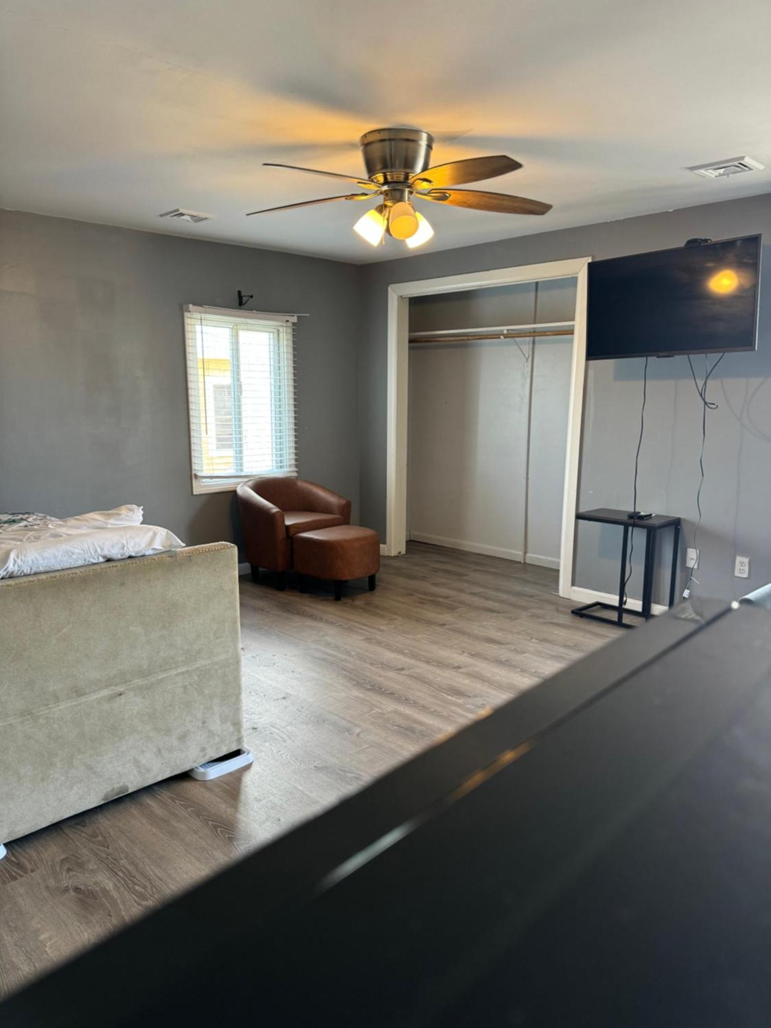12 Ashworth Ave Suites Hampton Buitenkant foto